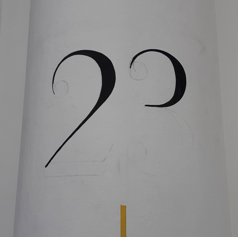 Didot style residential lettering painted on Chelsea property