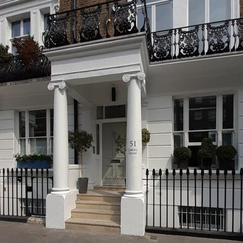 Residential property signage hand painted for a private house in Chelsea London