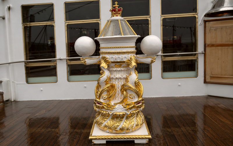 gold leaf architectural gilding decorative feature London
